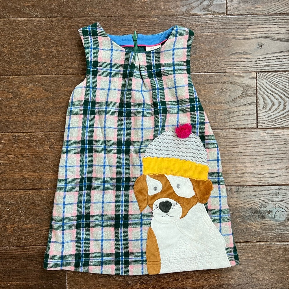 Mini Boden size 4/5 (runs like 4) flannel tweed pinafore with dog appliqué